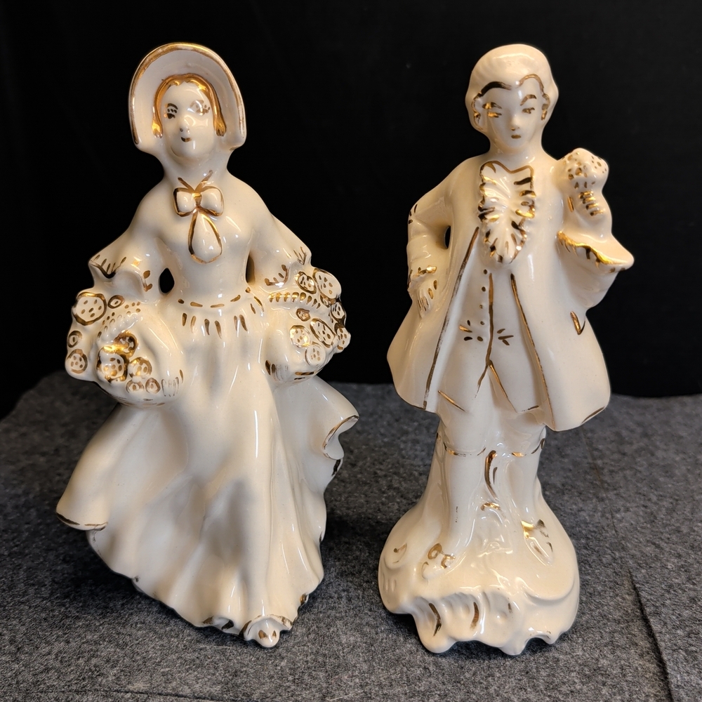 Elegant Cream and Gold Figurines - Picture 1 of 6